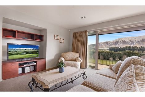 Photo of property in 623 Coleridge Road, Windwhistle, Hororata, 7572