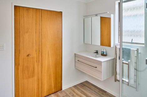 Photo of property in 11 Copeland Street, Hutt Central, Lower Hutt, 5011