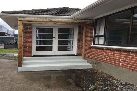 Photo of property in 15 Waimairi Road, Upper Riccarton, Christchurch, 8041
