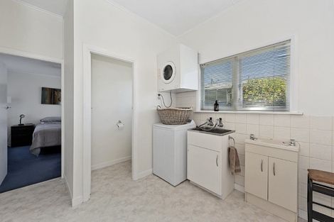 Photo of property in 1 Nixon Street, Hamilton East, Hamilton, 3216
