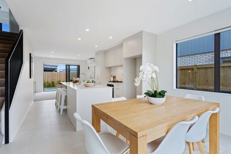 Photo of property in 107 Katikati Drive, Manurewa, 2102