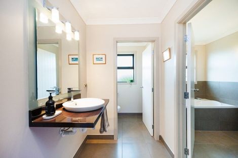 Photo of property in 54 Henaghans Road, Kelvin Grove, Palmerston North, 4470