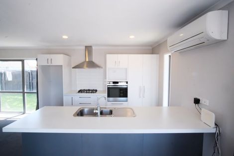 Photo of property in 10 Claymore Street, Woolston, Christchurch, 8062