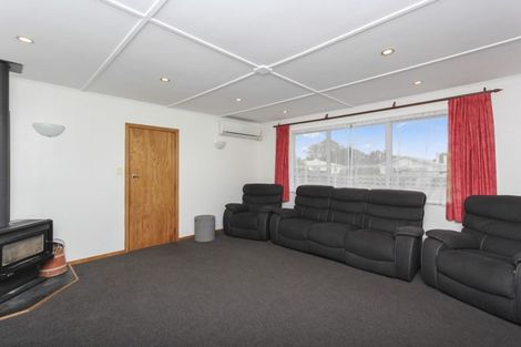 Photo of property in 53 Cloten Road, Stratford, 4332