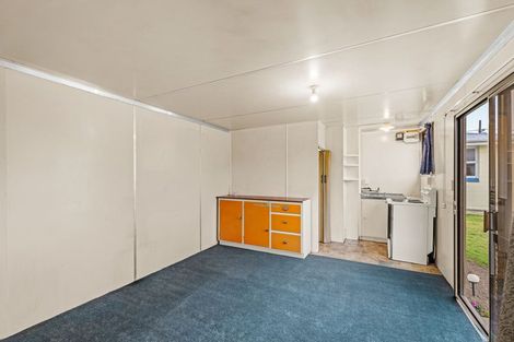Photo of property in 23 Inwoods Road, Parklands, Christchurch, 8083