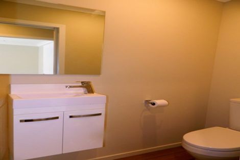 Photo of property in 19u7 Collins Avenue, Tawa, Wellington, 5028
