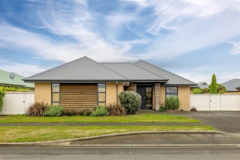 Photo of property in 14 Richmond Avenue, Halswell, Christchurch, 8025