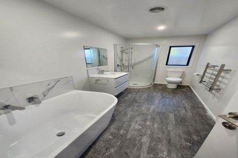 Photo of property in 3 Hutchison Crescent, Durie Hill, Whanganui, 4500