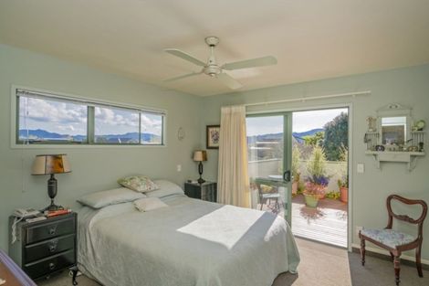 Photo of property in 2 Endeavour Close, Whitianga, 3510