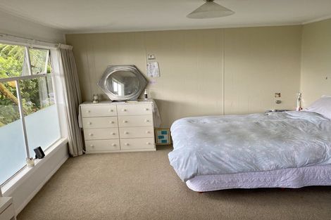 Photo of property in 70 Homebush Road, Khandallah, Wellington, 6035