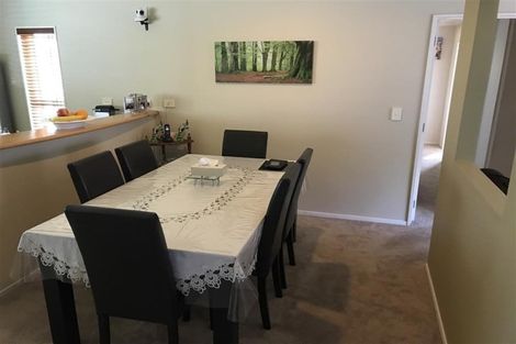 Photo of property in 11 Magic Way, Randwick Park, Auckland, 2105