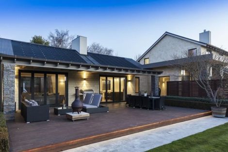Photo of property in 17 Taunton Green, Papanui, Christchurch, 8052