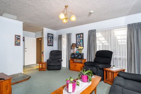 Photo of property in 4 Luanda Drive, Ranui, Auckland, 0612