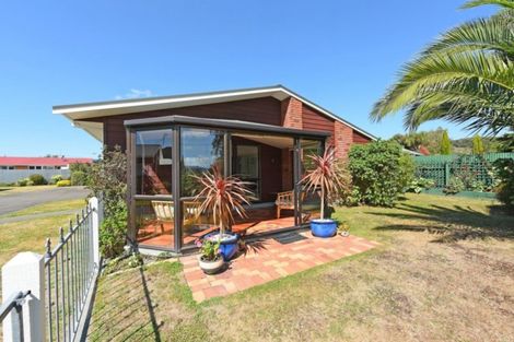 Photo of property in 30f4- King Street, Ebdentown, Upper Hutt, 5018