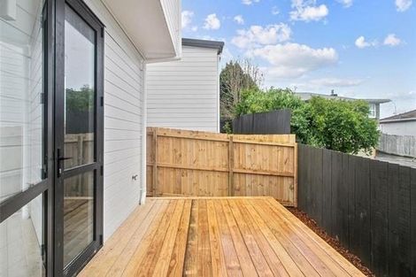 Photo of property in 21c Andrew Road, Howick, Auckland, 2010