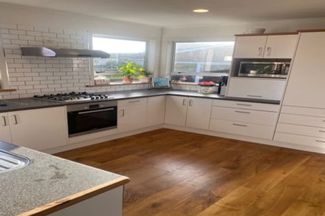 Photo of property in 243 Mangorei Road, Merrilands, New Plymouth, 4312