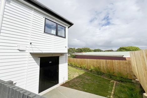 Photo of property in 18 Whati Lane, Henderson, Auckland, 0612