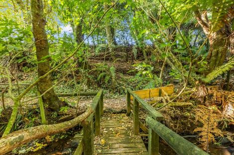 Photo of property in 1261 Frankley Road, Hurworth, New Plymouth, 4371