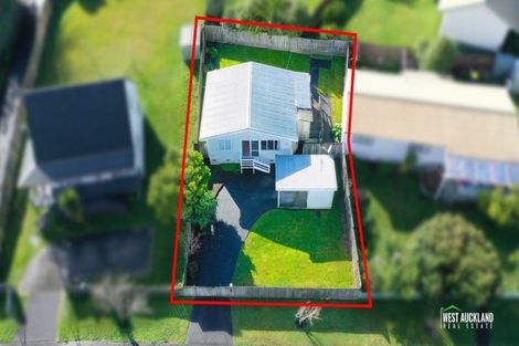 Photo of property in 1 Imperial Place, Henderson, Auckland, 0612