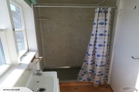 Photo of property in 104 Parkvale Road, Karori, Wellington, 6012
