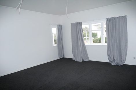 Photo of property in 30 Michael Road, Paraparaumu Beach, Paraparaumu, 5032