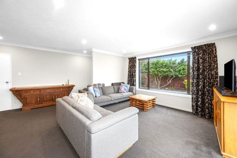 Photo of property in 58 Cowes Street, Avondale, Christchurch, 8061