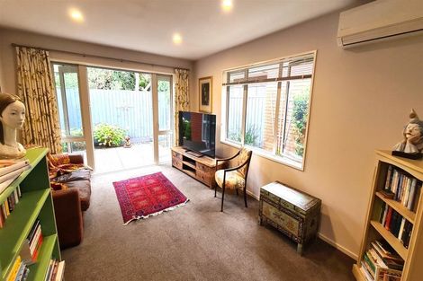 Photo of property in 2/17 Field Terrace, Upper Riccarton, Christchurch, 8041