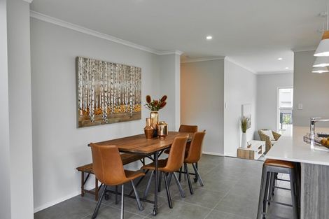 Photo of property in 42 Karepiro Drive, Stanmore Bay, Whangaparaoa, 0932