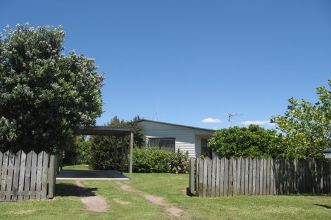 Photo of property in 53 Spencer Avenue, Maketu, 3189