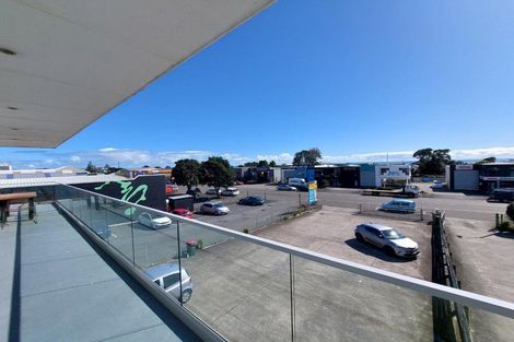 Photo of property in 138 Molesworth Street, New Plymouth, 4312