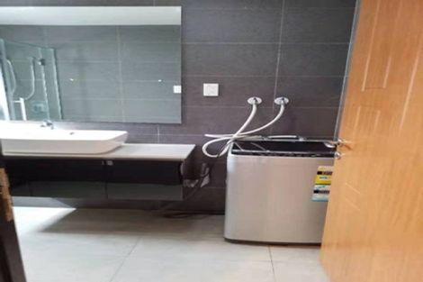 Photo of property in 208 Don Buck Road, Massey, Auckland, 0614