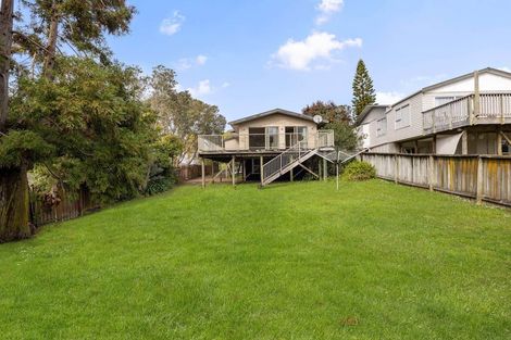 Photo of property in 3 Scott Road, Stanmore Bay, Whangaparaoa, 0932