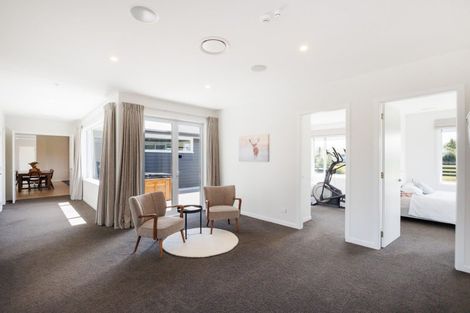Photo of property in 33 Hartwell Drive, Kelvin Grove, Palmerston North, 4470