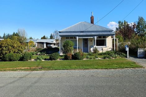 Photo of property in 2 Argyll Street, Fairlie, 7925