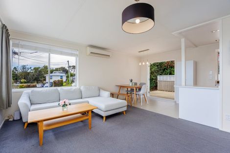 Photo of property in 1/120 Verran Road, Birkdale, Auckland, 0626