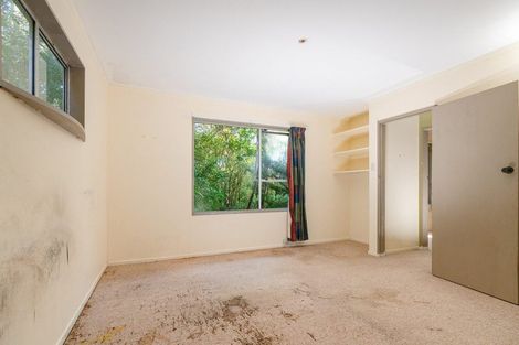 Photo of property in 21b Colchester Crescent, Newlands, Wellington, 6037