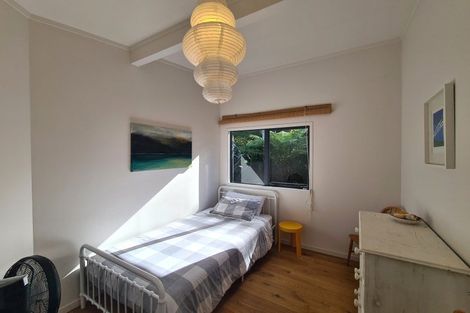 Photo of property in 70 Driving Creek Road, Coromandel, 3506
