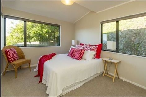 Photo of property in 31 Nalanda Crescent, Broadmeadows, Wellington, 6035