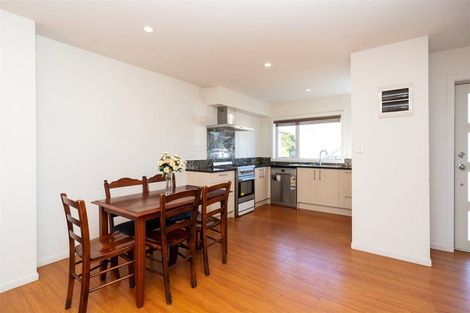 Photo of property in 1u3 June Place, Hamilton East, Hamilton, 3216