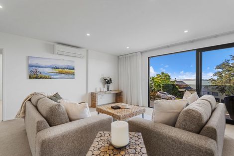 Photo of property in 33 Gordon Craig Place, Algies Bay, Warkworth, 0920
