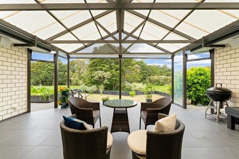 Photo of property in 23 Kahika Grove, Huapai, Kumeu, 0810