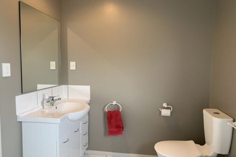 Photo of property in 8 Porritt Place, Waipukurau, 4200