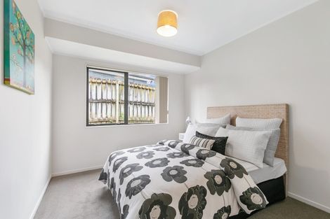 Photo of property in 64 Naylors Drive, Mangere, Auckland, 2022