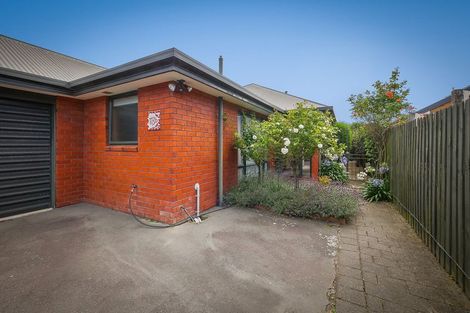 Photo of property in 113 Avonhead Road, Avonhead, Christchurch, 8042