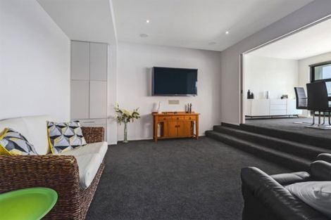 Photo of property in 42 Leeward Drive, Whitby, Porirua, 5024