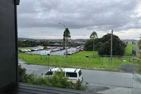 Photo of property in 26 Memorial Park Lane, Hobsonville, Auckland, 0618