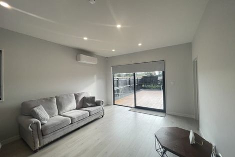 Photo of property in 9 Pilot Drive, Hobsonville, Auckland, 0616