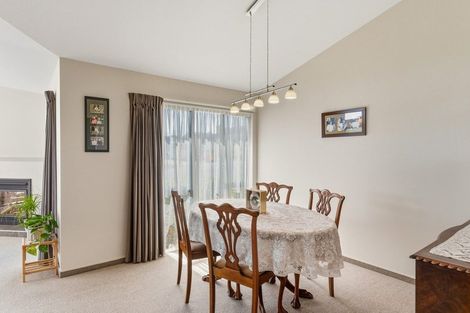 Photo of property in 2 Cadastral Court, Paraparaumu, 5032