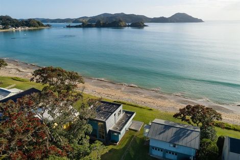 Photo of property in 9a Te Kapua Street, Oakura, Hikurangi, 0184