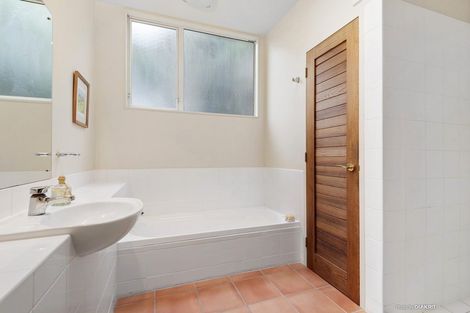 Photo of property in 14 Monteith Grove, Brooklyn, Wellington, 6021